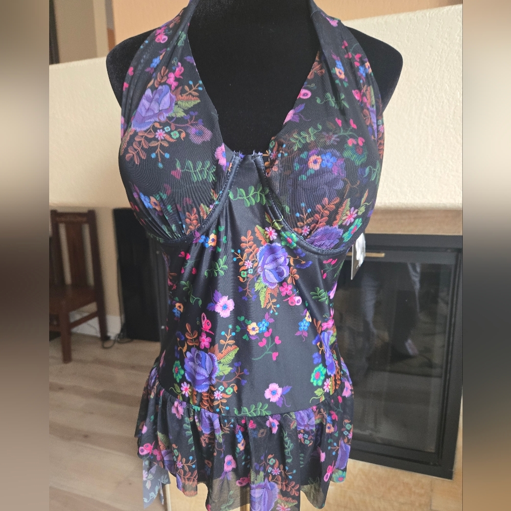 Merilyn Monroe Swimwear, New, Size M